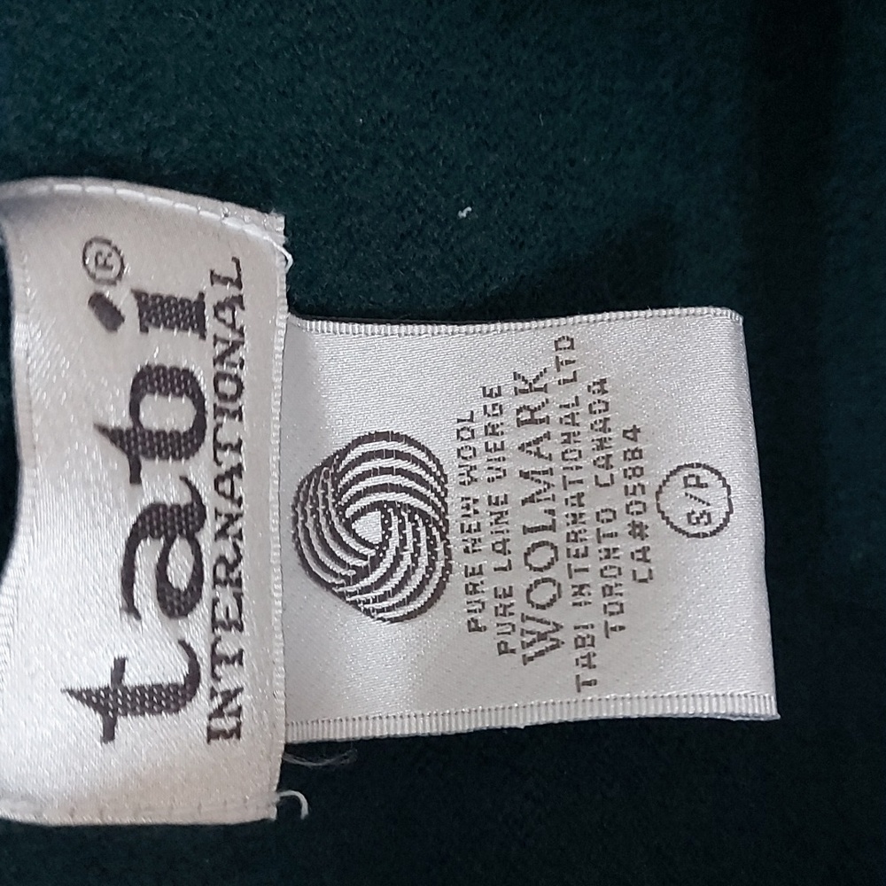 Tabi International Small Emerald Pure Wool Sweater - Picture 2 of 5